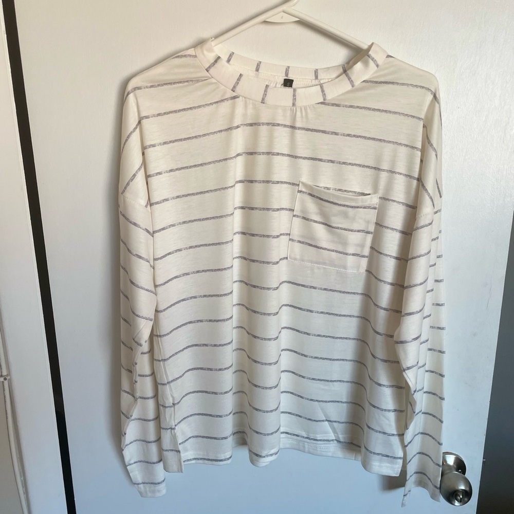 Lightweight Striped Crewneck Top - Size S - Picture 3 of 12